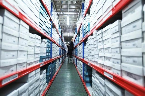 深圳到蘇州貨運(yùn)公司、物流貨運(yùn)價(jià)格、幾天能到