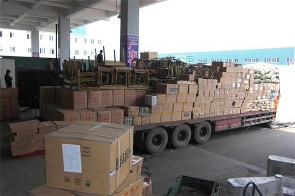 深圳到鶴壁物流專線-回程車-物流專線直達-貨運公司