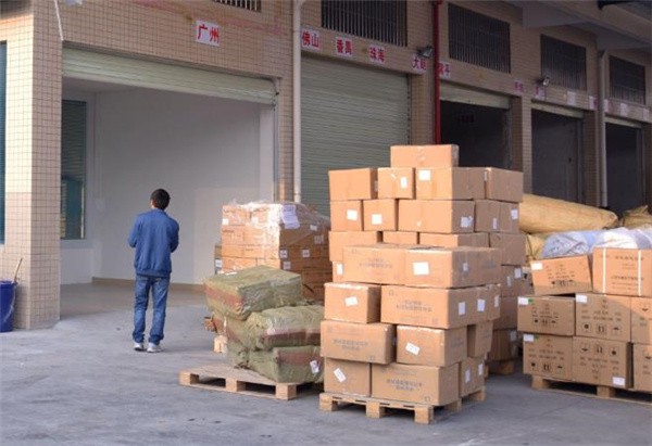 深圳到棗陽貨運專線，服務寶安、龍崗、、龍華，送貨上門